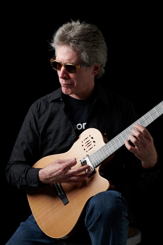 Gitarsong Unveils New Hope Album "Groove Party"