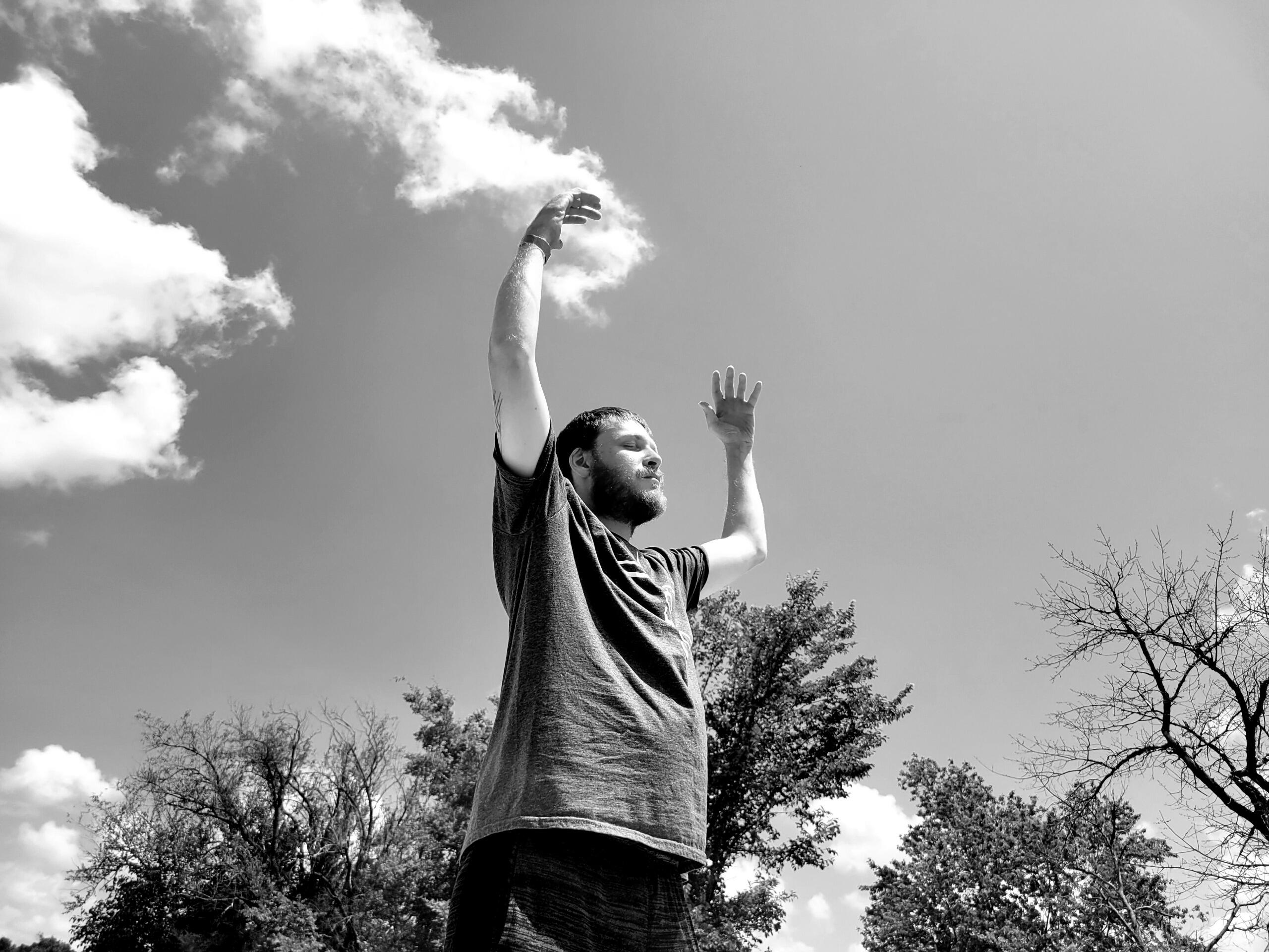 Rebranding Christian Hip Hop Music To Spread Love – Rising Talent Eric Cohen Creates Music That Heals