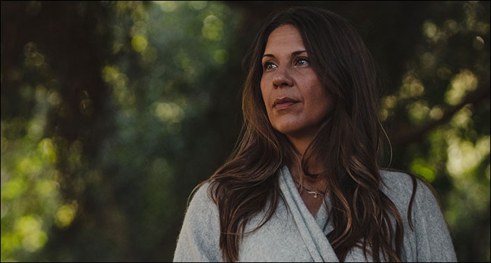 Singer-Songwriter Kira Fontana Releases New Music Video
