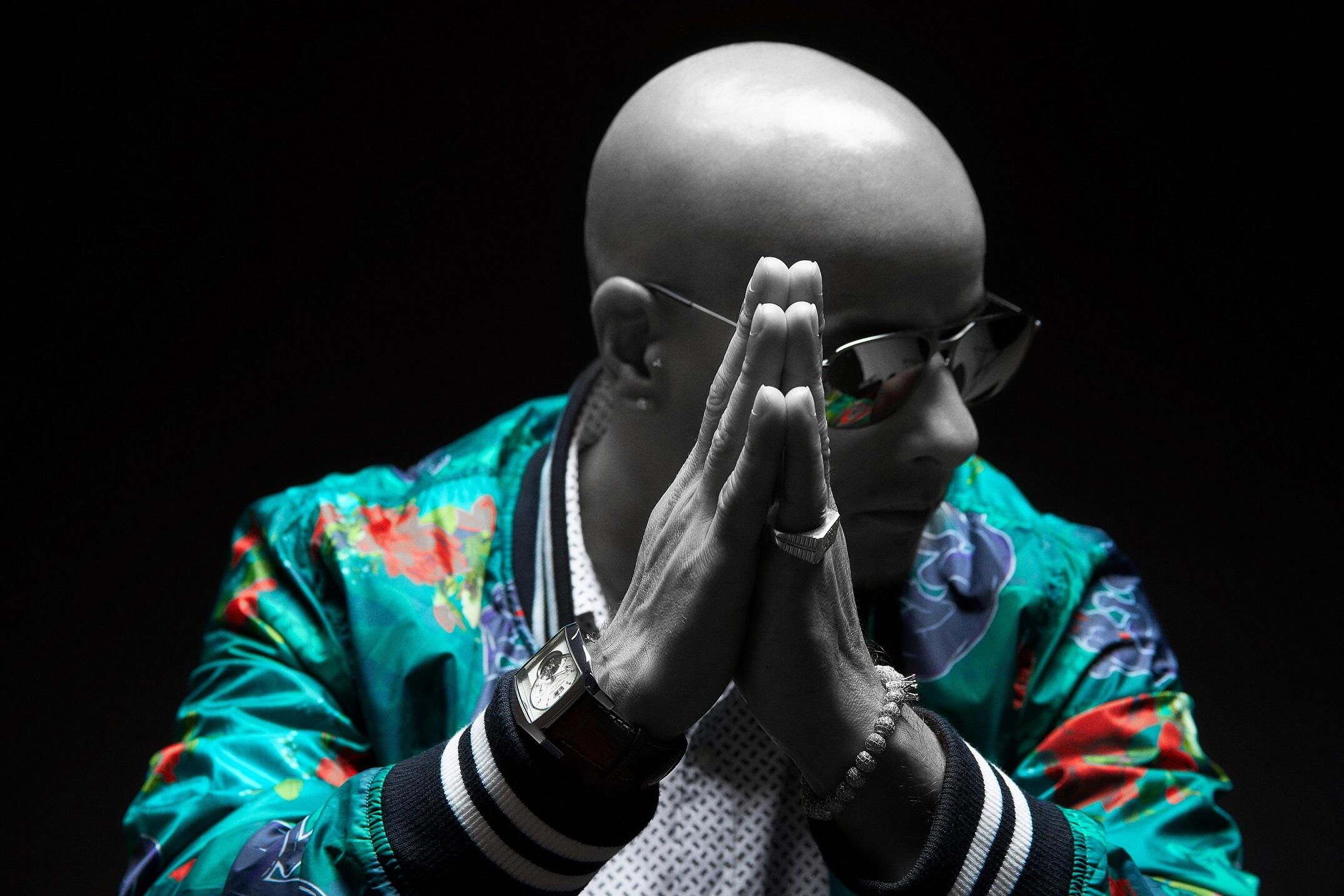 Winning over the Masses with "No Longer Welcome": This is Kenny Buttons